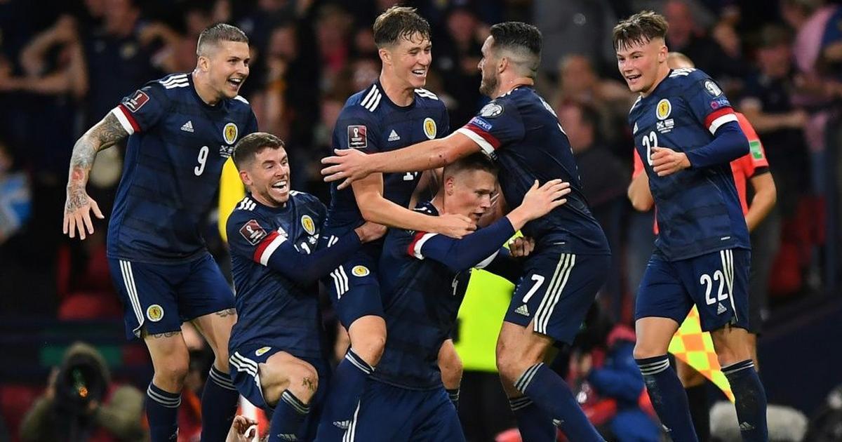 McTominay late show boosts Scotland's World Cup push