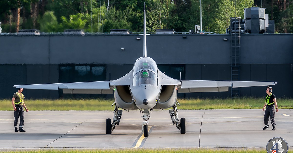 Kulisy dekady z M-346. Polscy piloci ujawniają, jak „Bielik” zmienił nasze lotnictwo [RELACJE Z KOKPITU]