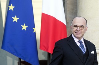 Bernard Cazeneuve nowym premierem Francji