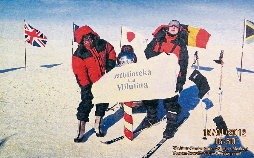 AVANTURA: Zastava kafane na Južnom polu