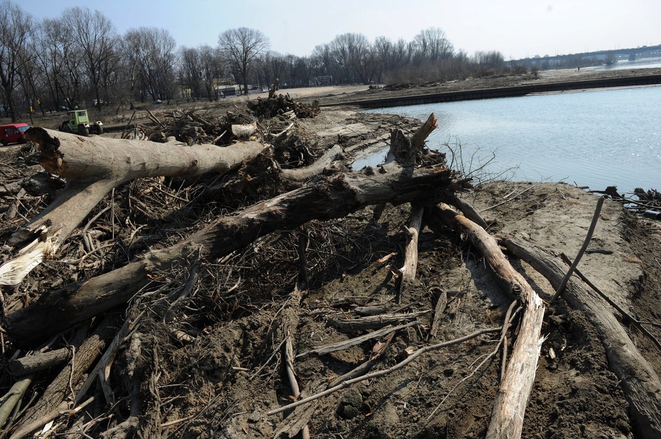 WARSZAWA BUDOWA PLAŻY MIEJSKIEJ