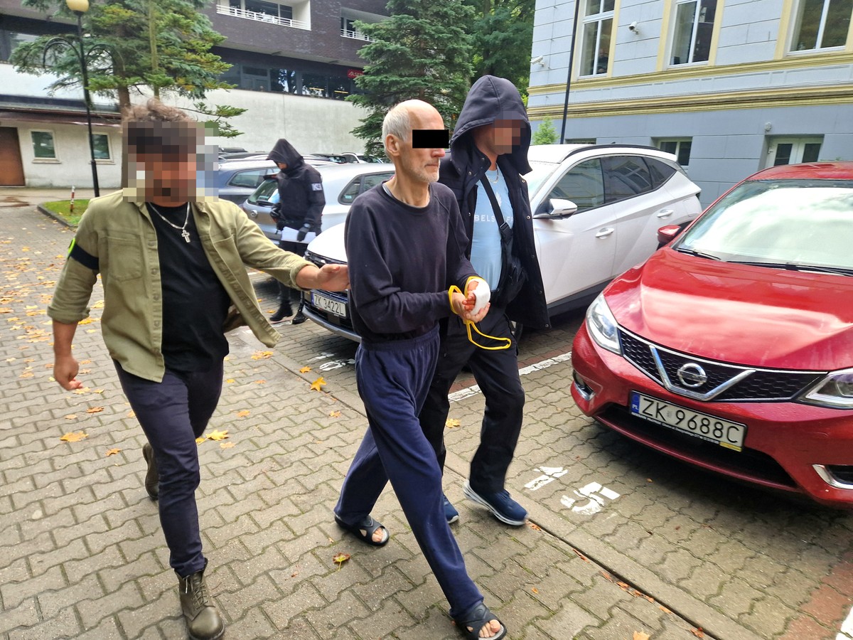 Daughter of murdered couple in Koszalin sought to face suspect