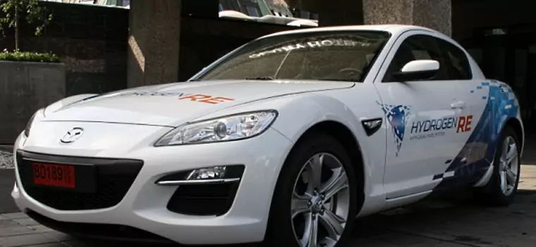 Mazda RX-8 Hydrogen RE: woda zamiast... spalin!