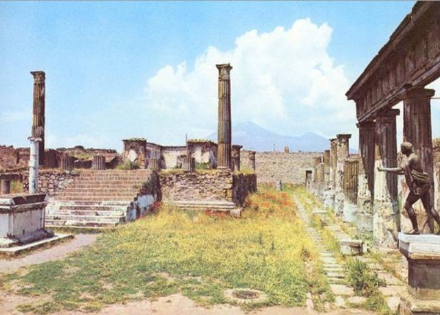 Pompeja