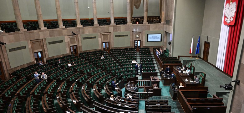Nowa konstytucja w Polsce? Wyniki sondażu zaskakują