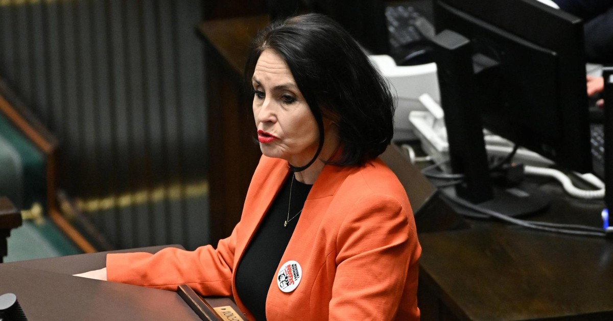 Posłanka PiS mówi o "zakrapianej imprezie" w hotelu sejmowym. Poseł KO odpiera zarzuty