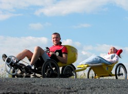 Chce przejechać na wózku tysiąc kilometrów