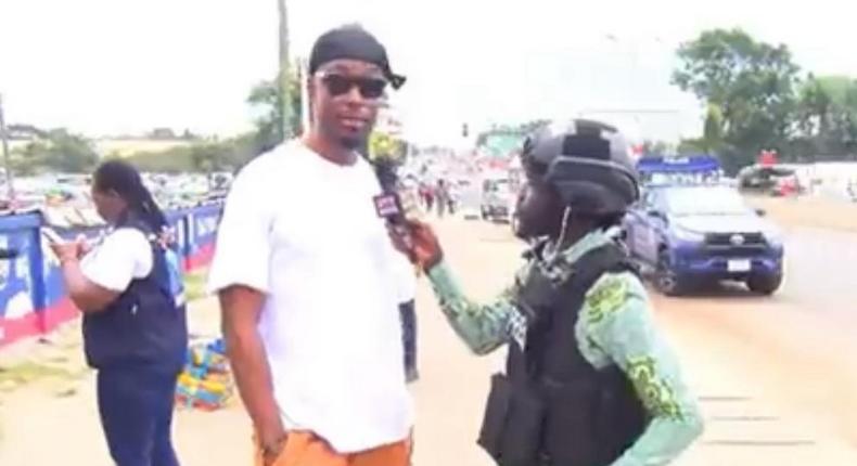 E.L finally reads the room as he shows up for #OccupyJulorbiHouse Day 2  protest (VIDEO)