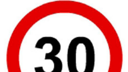 30-ra csökkentené az autók sebességét az EU