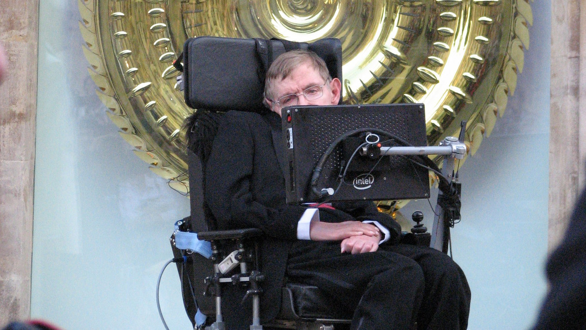 Uniwersytet Cambridge udostępnił w sieci za darmo sławną pracę doktorską Stephena Hawkinga z 1966 r.