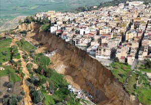 Klizište u mestu Nišemi na Siciliji formiralo se posle snažne oluje