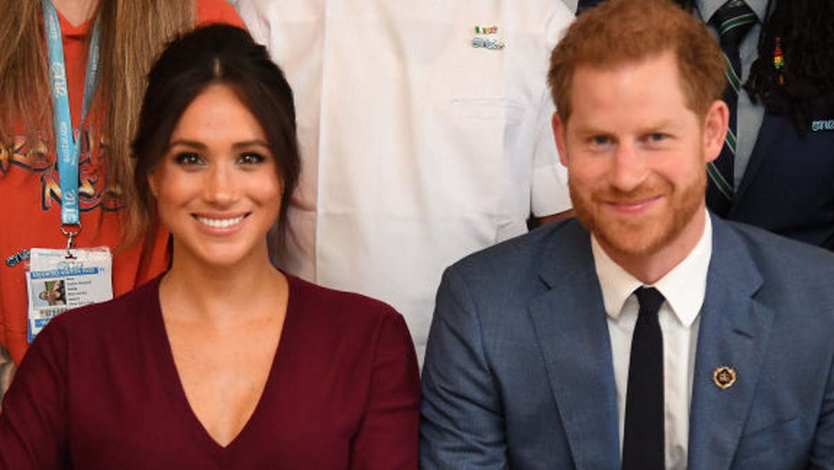 Królowa Elżbieta II zaprosiła Meghan i Harry'ego na nabożeństwo [ZDJĘCIA]