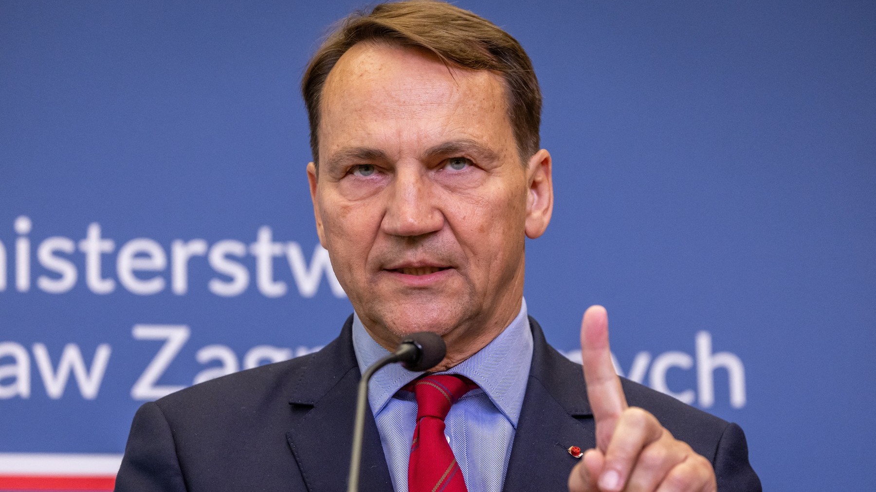 Poľský minister zahraničných vecí Radoslaw Sikorski. 