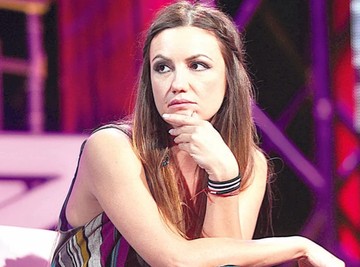 "MAJKA TRPI I ĆUTI ZBOG PARA dok joj muž već TRI GODINE ŽIVI SA DRUGOM ŽENOM!" Sindi je ovako prozivala bivšeg muža