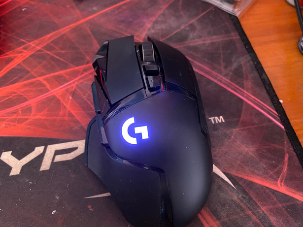 Logitech G502