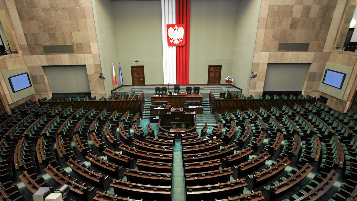Najwyższe nagrody w ciągu jednego tylko roku jako marszałek Sejmu odebrał Bronisław Komorowski, obecny prezydent. Prześledziliśmy dane o nagrodach dla członków prezydium Sejmu począwszy od roku 2005.