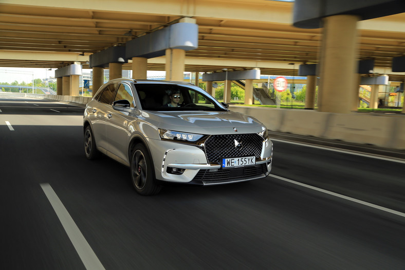 DS 7 Crossback E-Tense 4x4 – hybryda dla indywidualistów