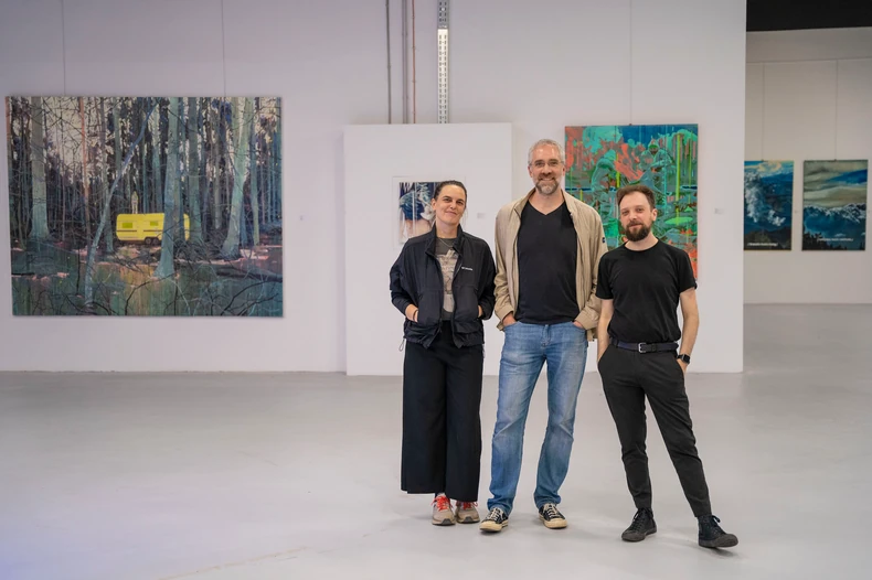 UMETNICI, TINA, ARJAN I MITO