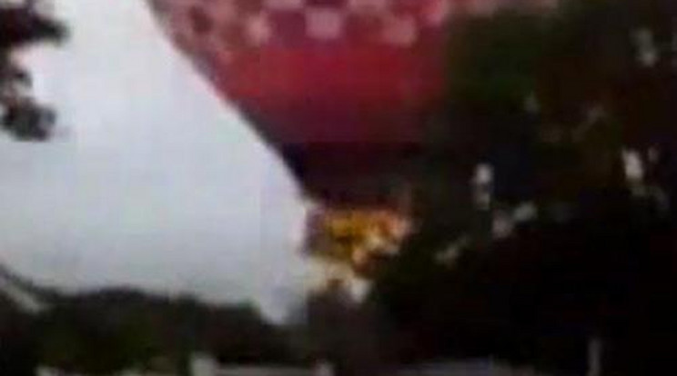 Villanyvezetéknek ütközött a hőlégballon!