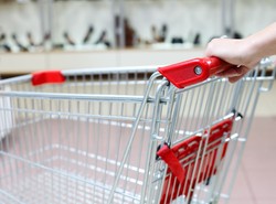 Sklepiki nie muszą przegrać z dyskontami