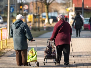 Renta dożywotnia czy odwrócona hipoteka może wspomóc dochody seniorów, ale są pułapki