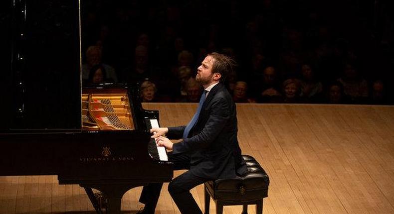 Review Trifonov, in risky program, doesn't fail to thrill