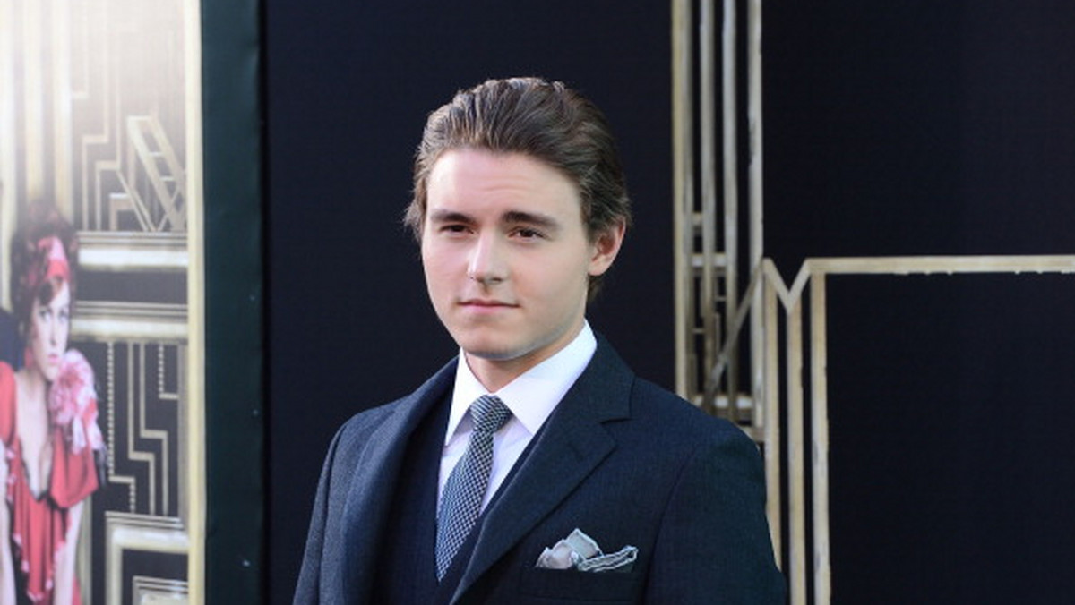 Callan McAuliffe, Gillian Anderson i Ben Kingsley zagrają w filmie "Our Robot Overlords".