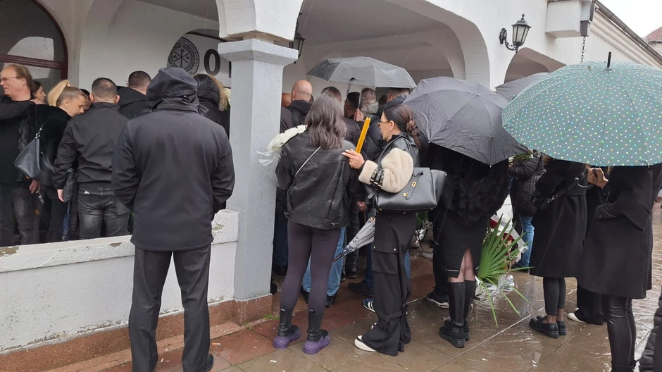 Sahrana brata Viki Miljković