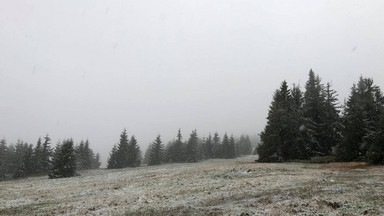 W Beskidach spadł pierwszy tej jesieni śnieg