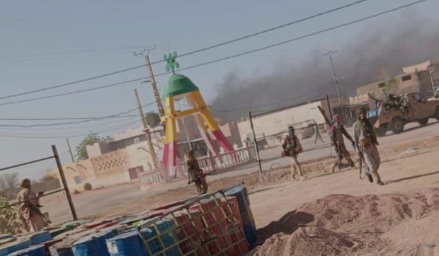 Militanti na ulicama Kidala na severu Malija 25. aprila