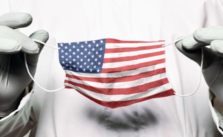 Koronawirus w USA. Ponad 100 tys. nowych przypadków dziennie – najwięcej od lutego