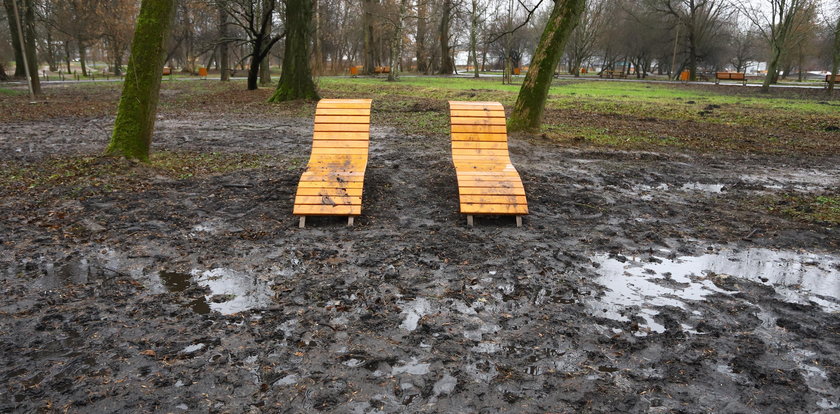 Odnowili park za 44 mln zł. Po kilku dniach obiekt tonie w błocie...