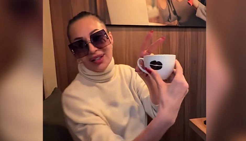 Ceca ušetala u kafić na Dedinju bez trunke šminke, svi bili u neverici što je tu vide