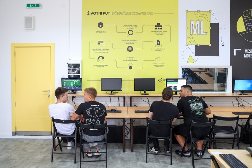 Otvaranje Mejkers laba u Mladenovcu