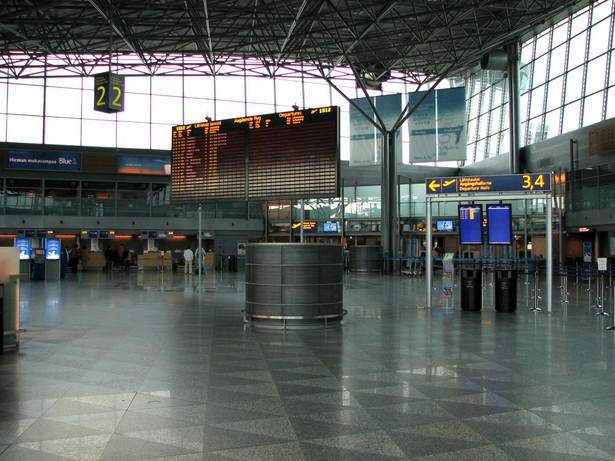 Lotnisko w Helsinkach, Finlandia. Autor: Antti Havukainen, Licencja: CC BY-SA 3.0 via Commons