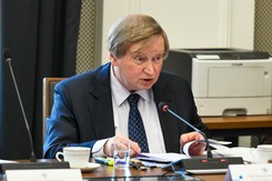 Prof. Piotrowski o ułaskawieniu Kamińskiego i Wąsika: Powagę to naruszył SN