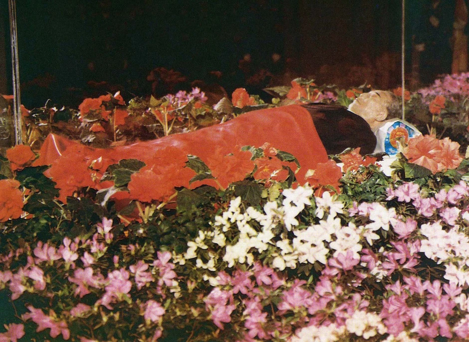 Kim Il Sung u Mauzoleju u Pjongjangu