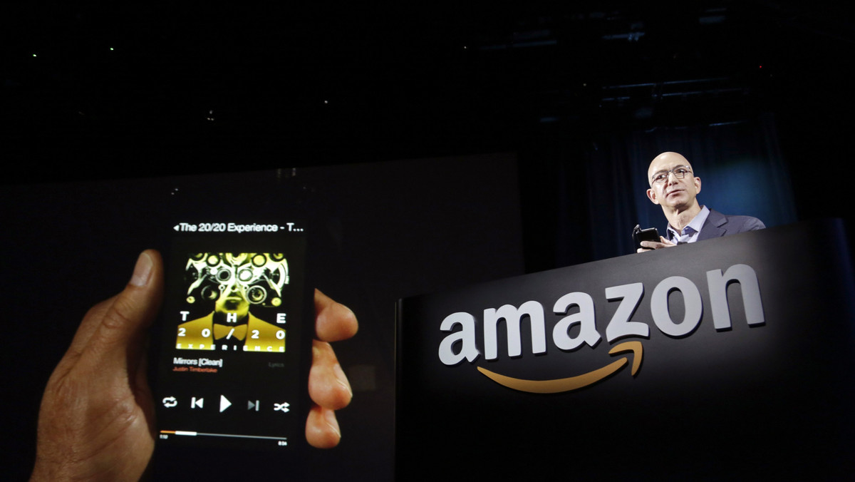 Jeff Bezos podsyca ambicje dotyczące branży rozrywkowej Amazon.com kupując serwis wideo Twitch Iteractive Inc. za około miliard dolarów w największym z dotychczasowych przejęć.