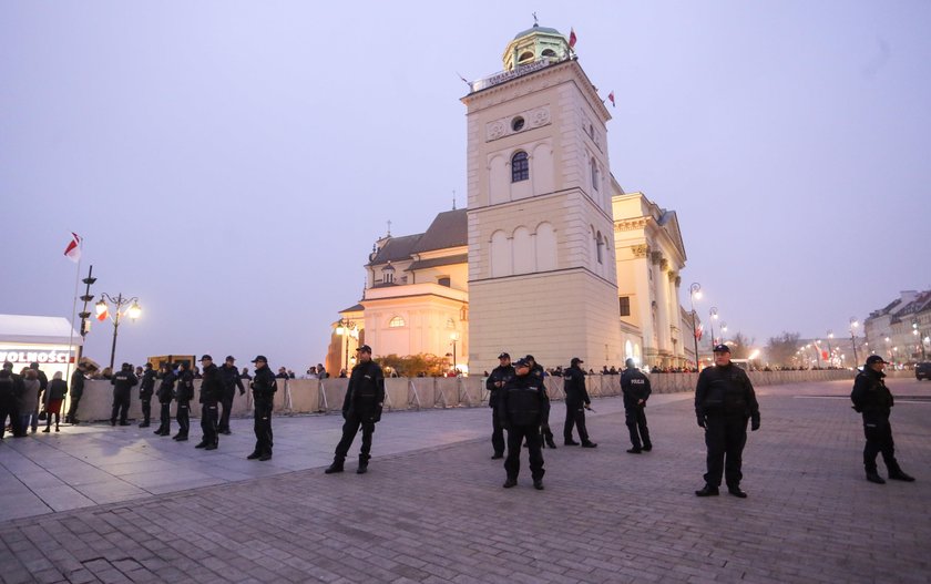 Święto Niepodległości. Odsłonięcie pomnika Lecha Kaczyńskiego