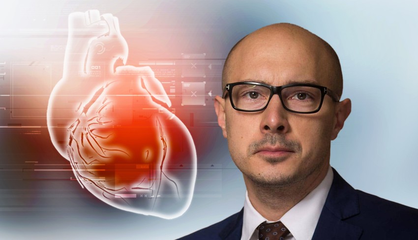 Ultrazvuk je važan, ali nije dovoljan sam po sebi. Za procenu minimalno invazivnog pristupa potrebno je sagledati vrstu bolesti, anatomiju pacijenta, krvne sudove, prethodne operacije, funkciju pluća i druge faktore, navodi prof. dr Velicki