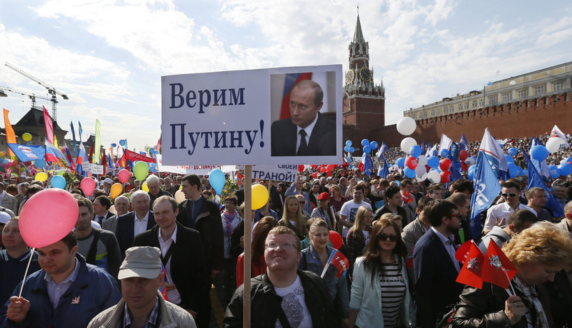 Pierwszomajowe demonstracje w Moskwie. Fot. EPA/YURI KOCHETKOV/PAP/EPA
