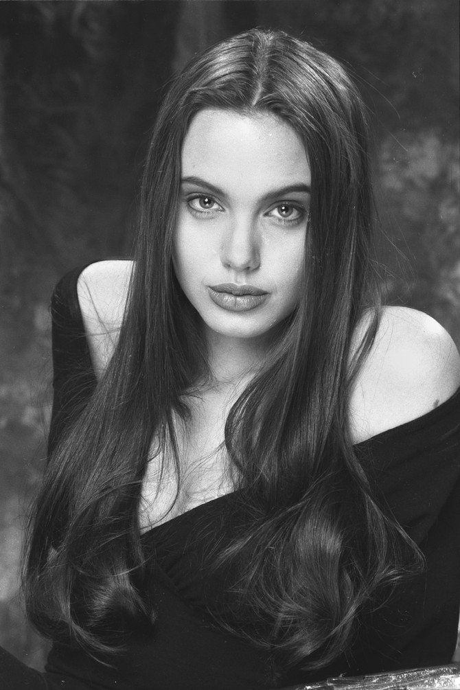 Mlada Anđelina Žoli