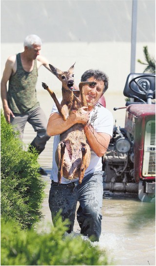 Czy trzecia fala powodziowa utopi wybory prezydenckie