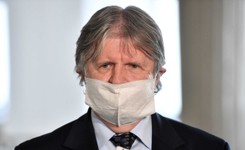 Sośnierz przejdzie do Hołowni? 'Nie zaprzeczam'