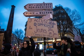 Francja: Protesty przeciw nagonce na Polańskiego. 'Nieuprawniona ingerencja rządowa w sprawy branży'