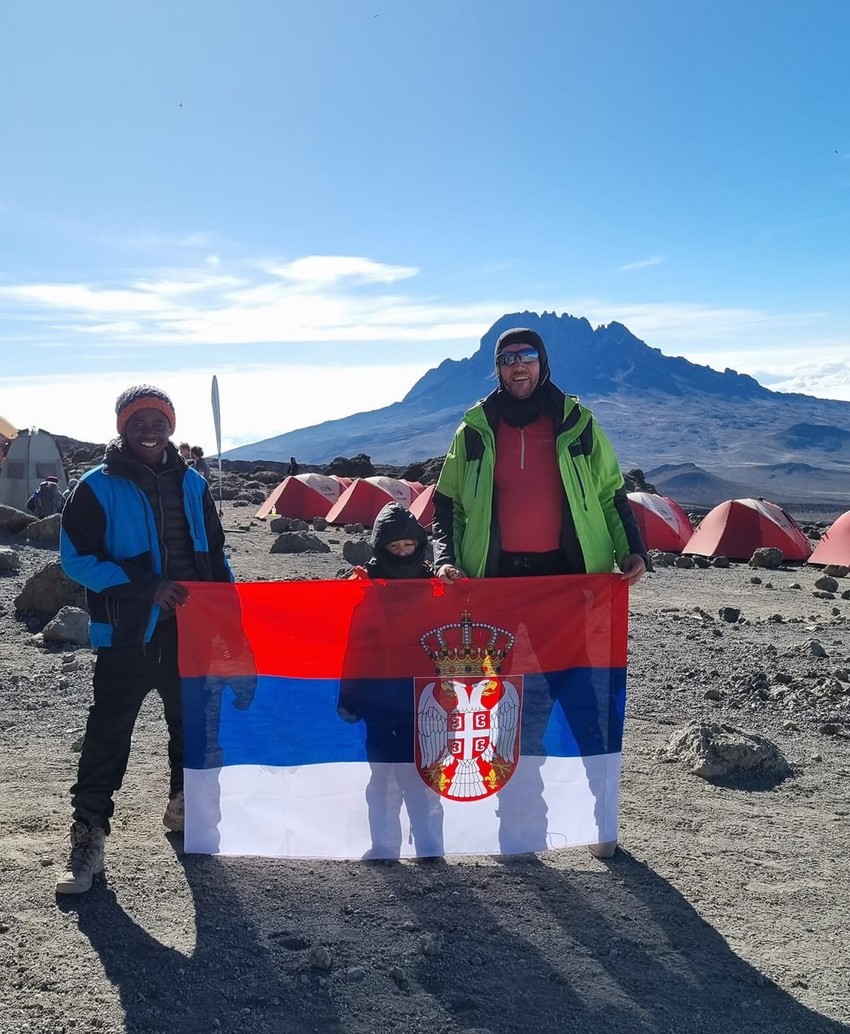 Zoran i Ognjen Živković u osvajanju Kilimindžara