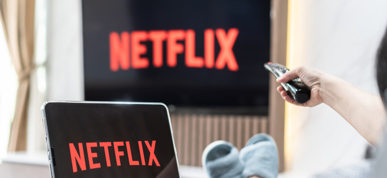 5 popularnych seriali na Netflixie. Co teraz oglądają Polacy?