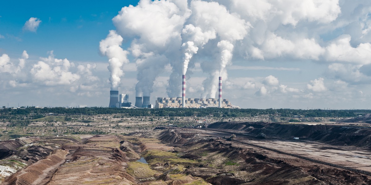 Będąca właścicielem Elektrowni Bełchatów (na zdjęciu) Grupa PGE bije rekordy w emisji CO2.