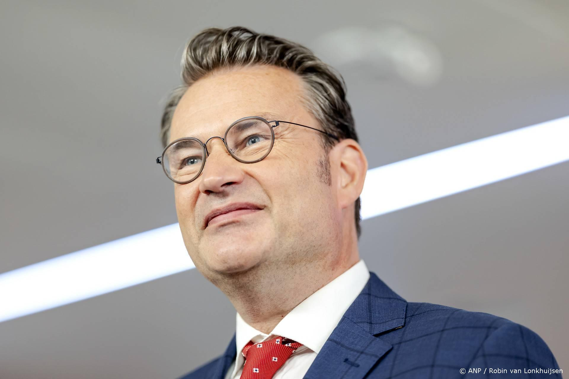 Arno Rutte sluit nog vroegere vrijlating gevangenen niet uit