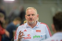 Krótkie bezrobocie. Jacek Nawrocki wraca na ławkę trenerską